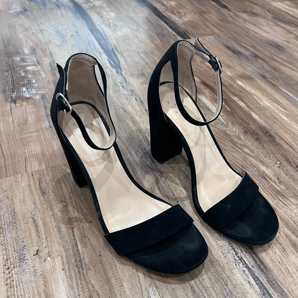 A NEW DAY HEELS